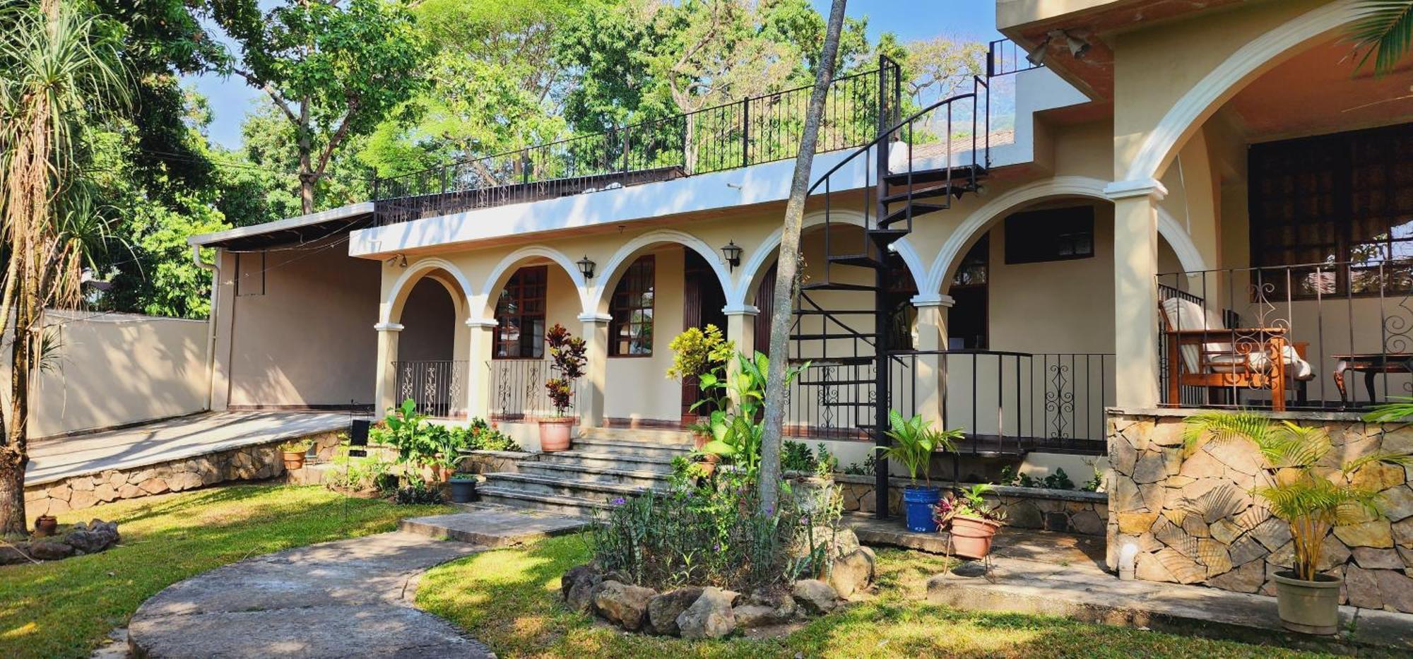 Camilas Hotel San Pedro Sula Exterior foto